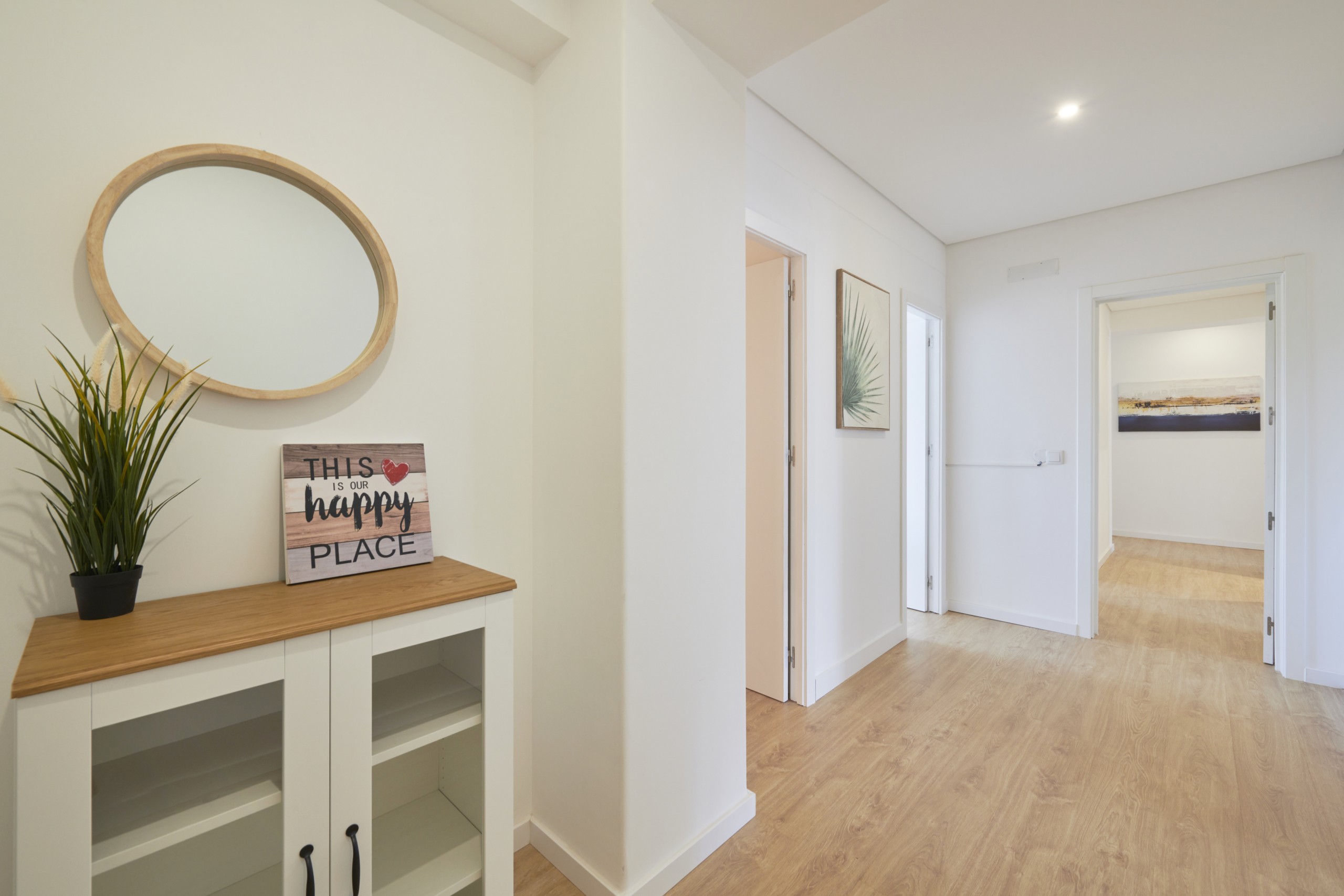 Equipped Double Room 4 for Study in Lumiar, lisboa – photo 4 of 15