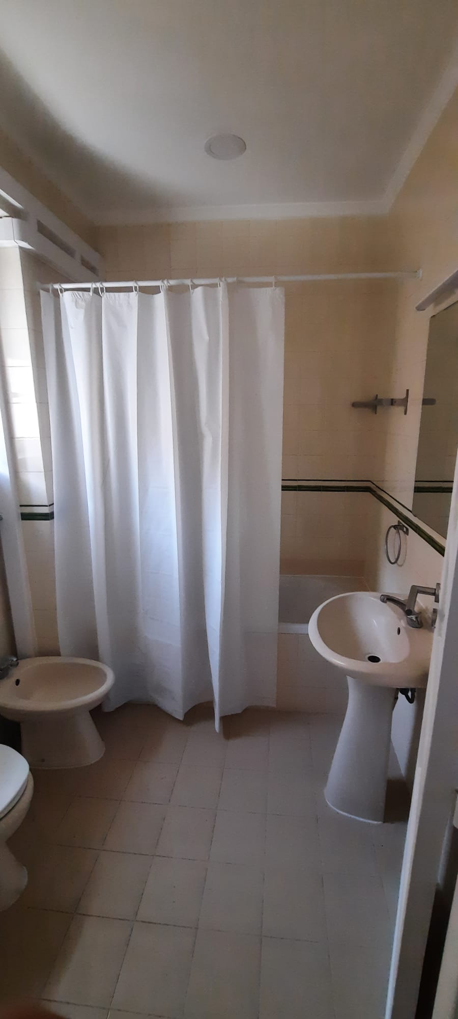 Shared Room nº2 em Penha de França, lisboa – foto 3 de 5