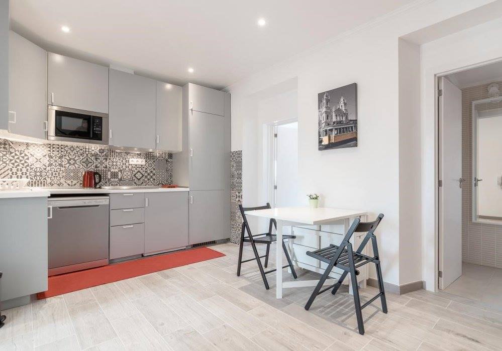 Twin-Bed Room 1 Student Apartment in Lisbon em Campolide, lisboa – foto 5 de 10