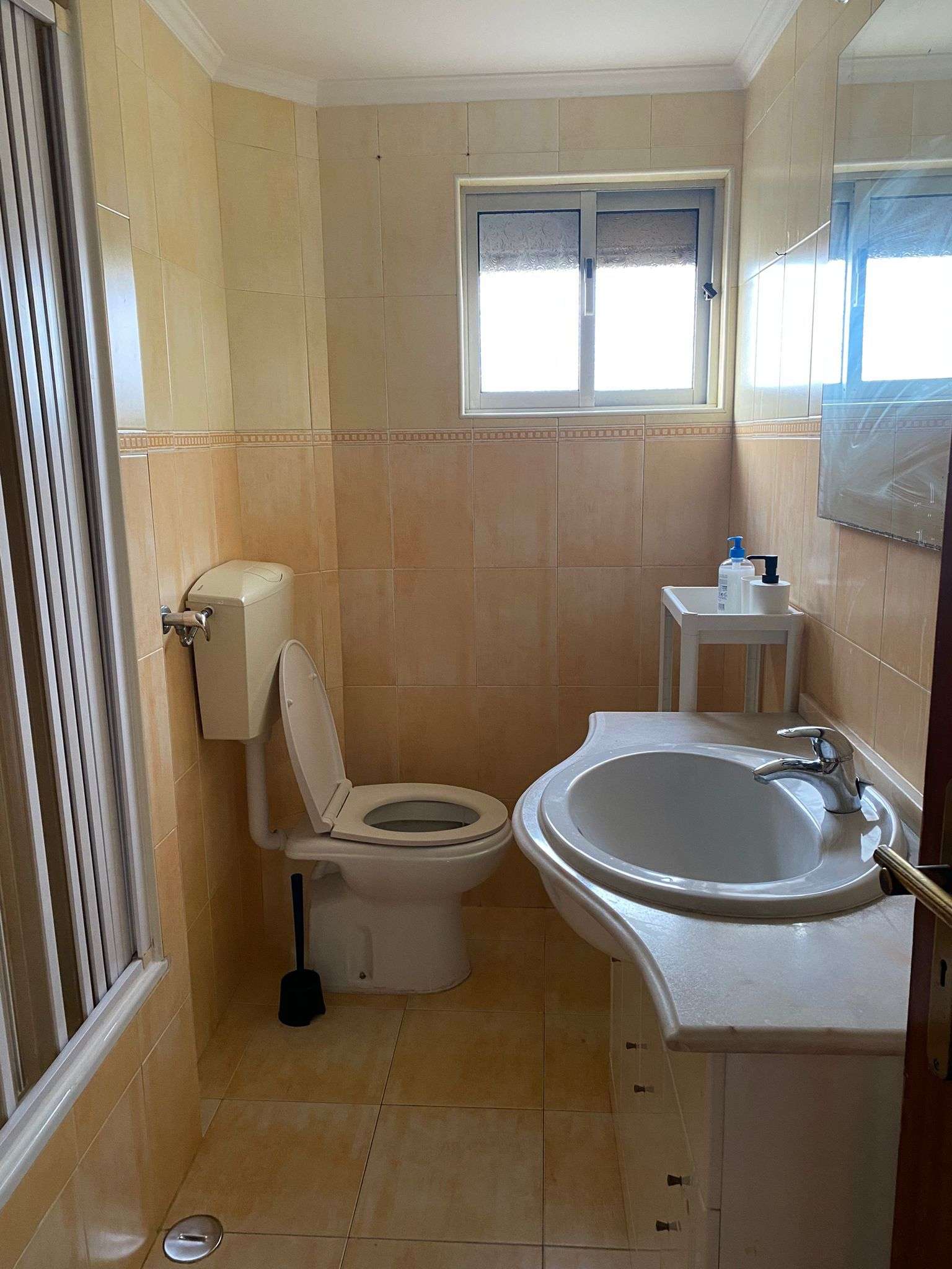 Room 4 in Odivelas, lisboa – photo 4 of 8