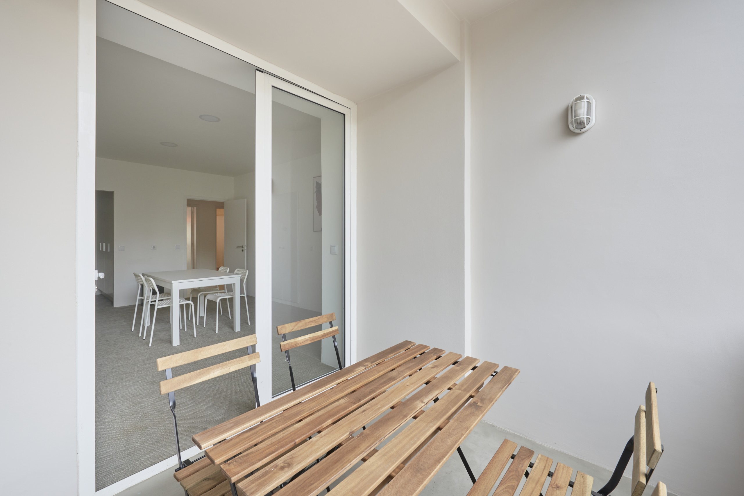 Sun-Drenched Double Room 2 in Avenidas Novas, lisboa – photo 5 of 19