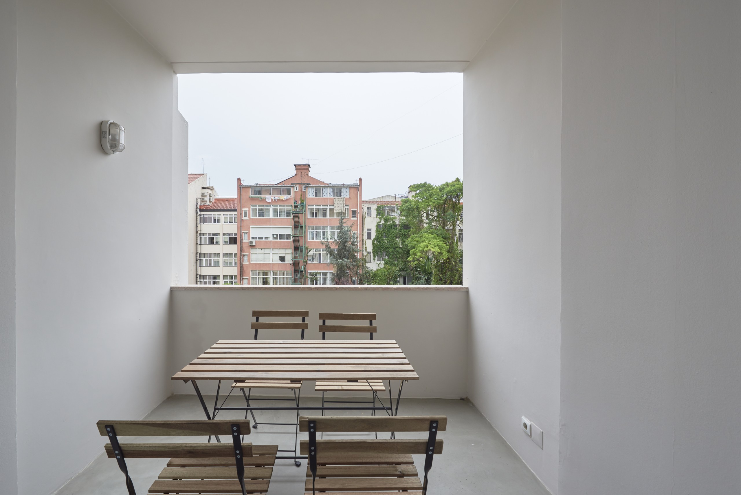 Sunny Shared Double Room 3 in Avenidas Novas, lisboa – photo 5 of 18