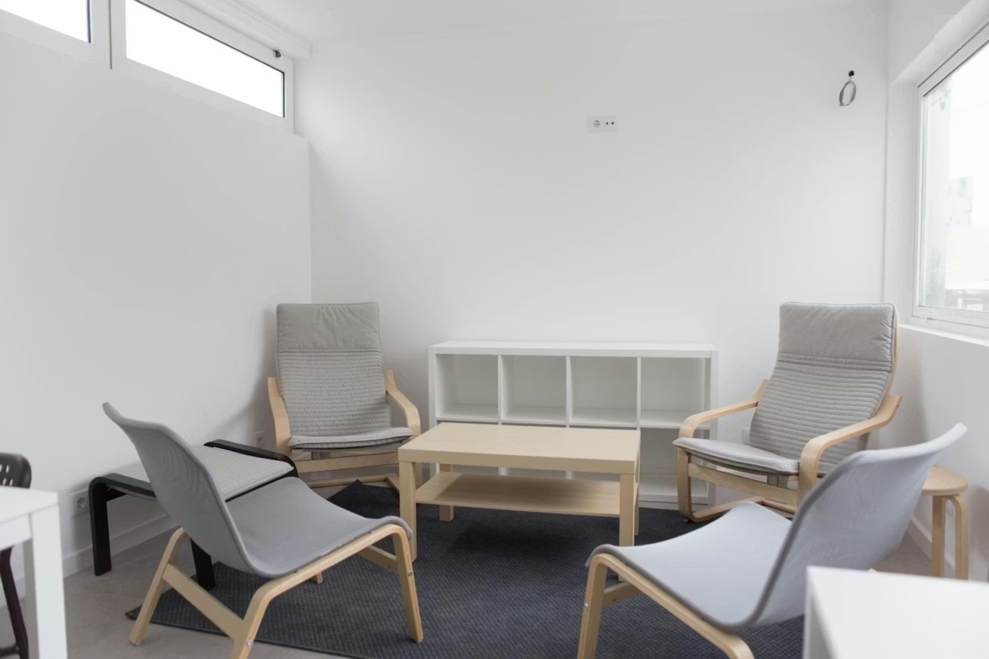 G202 - Bright Superior Room with Ensuite in Rio Tinto, porto – photo 5 of 18