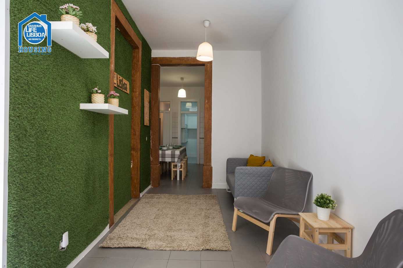 Modern & Airy Room 4 for Students in Santos-o-Velho in Santos-o-Velho, lisboa – photo 3 of 18