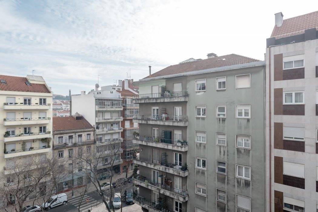 Cozy Double Room 7 – Shared Comfort & Style in São Jorge de Arroios, lisboa – photo 2 of 23