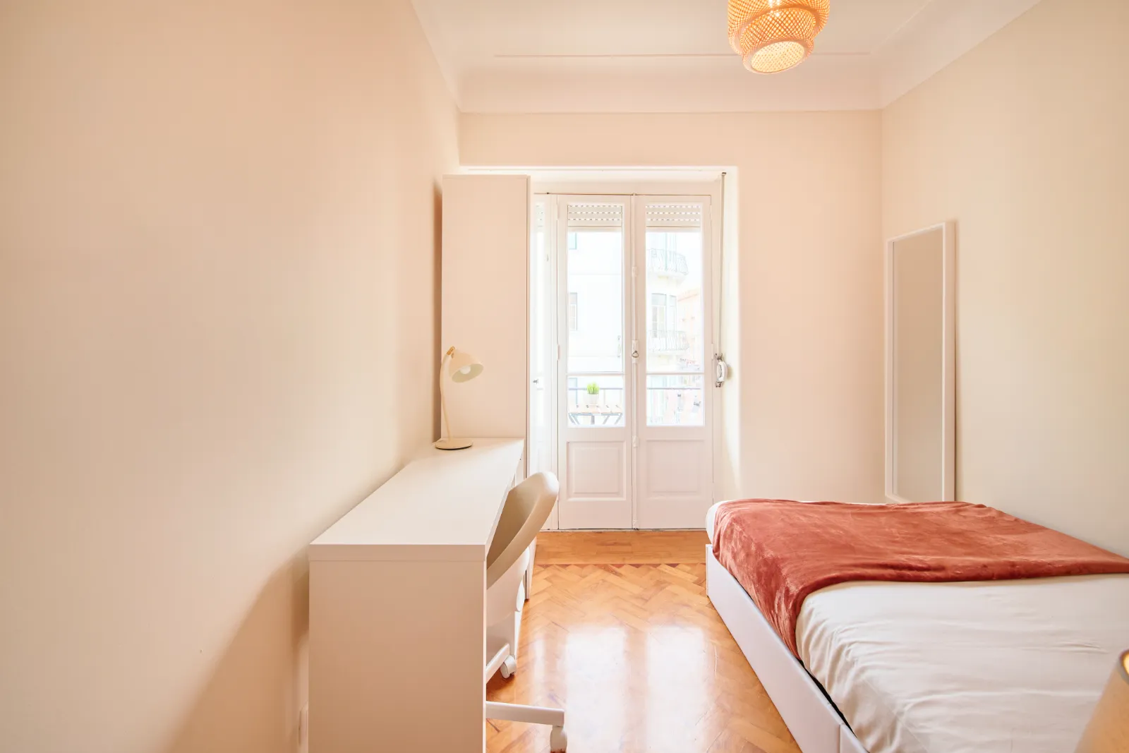 Room 1 - Double Room em Arroios, Lisbon – foto 5 de 17