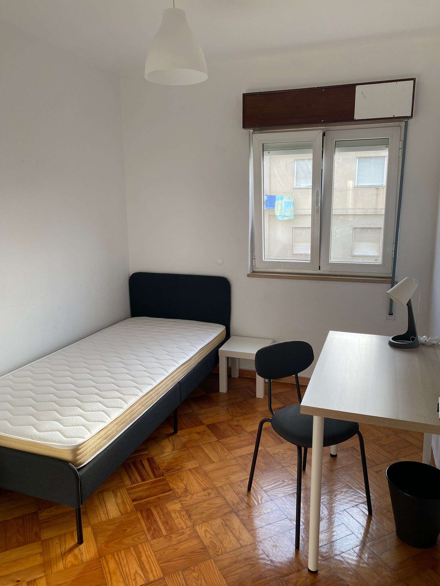 Room 4 in lisboa – photo 1 of 3