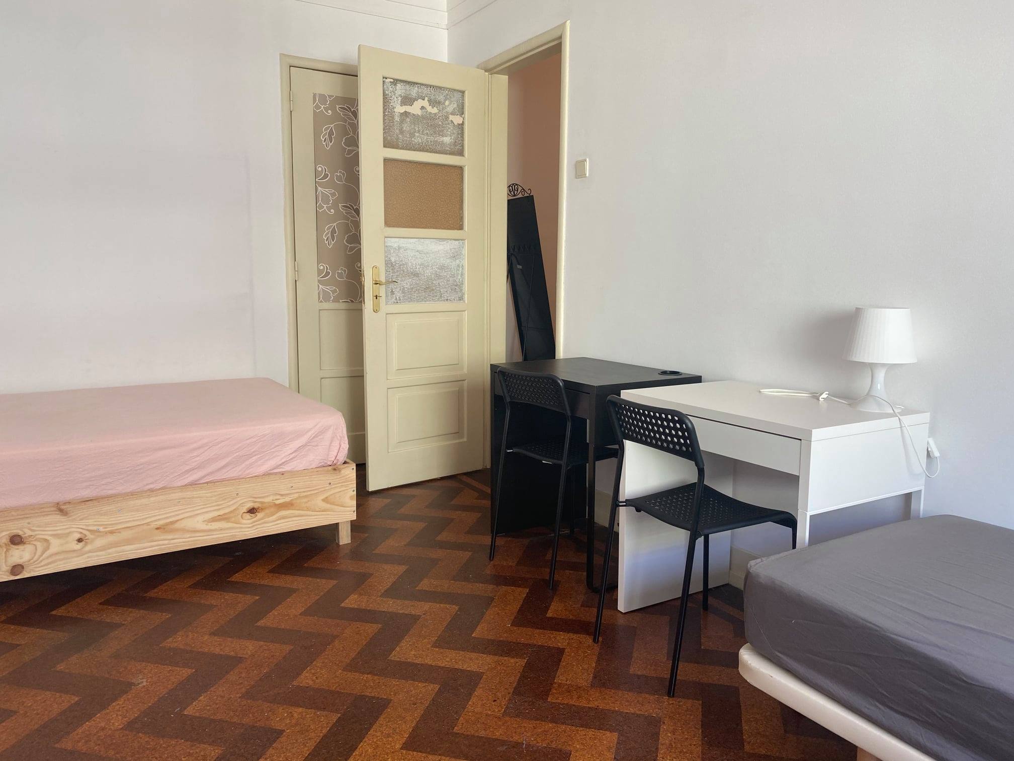 Room 3 em Penha de França, lisboa – foto 3 de 17
