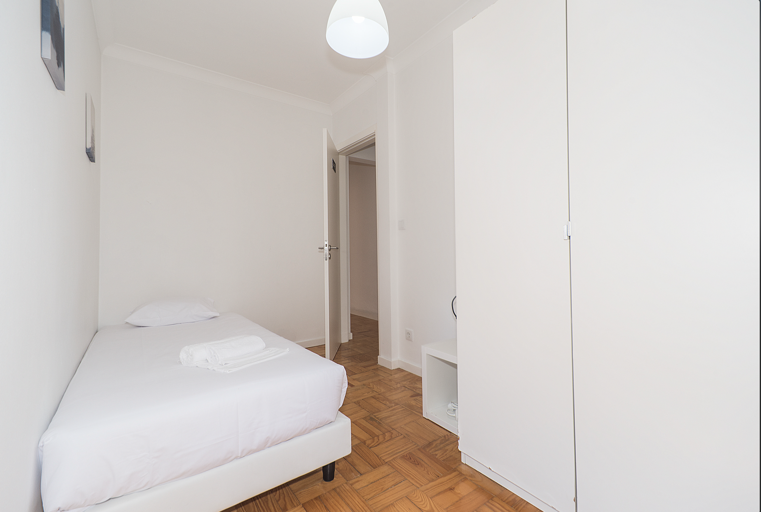 2447 em lisboa – foto 1 de 5