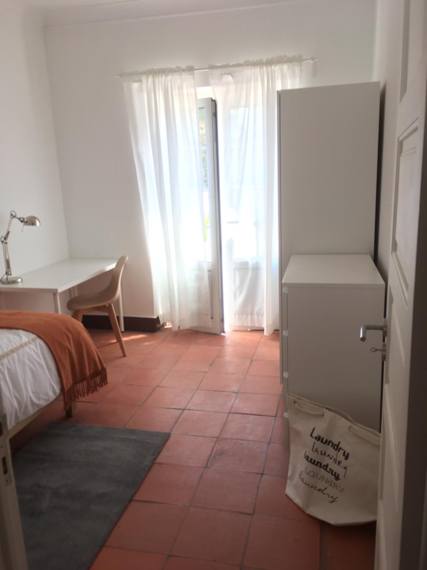 Q6 in UNIÃO DAS FREGUESIAS DE OEIRAS E SÃO JULIÃO DA BARRA, PAÇO DE ARCOS E CAXIAS, lisboa – photo 3 of 25