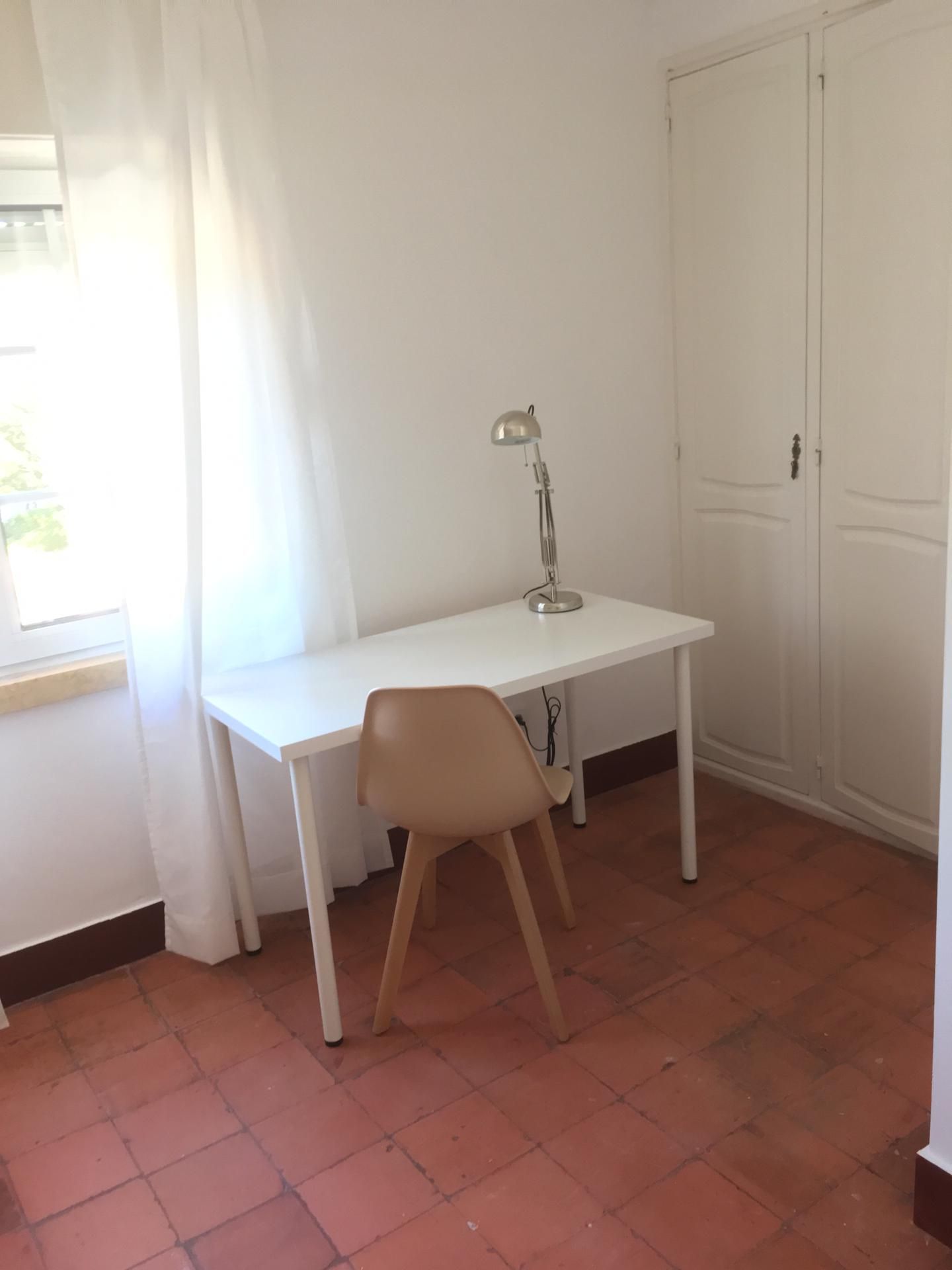 Q4 in UNIÃO DAS FREGUESIAS DE OEIRAS E SÃO JULIÃO DA BARRA, PAÇO DE ARCOS E CAXIAS, lisboa – photo 4 of 27