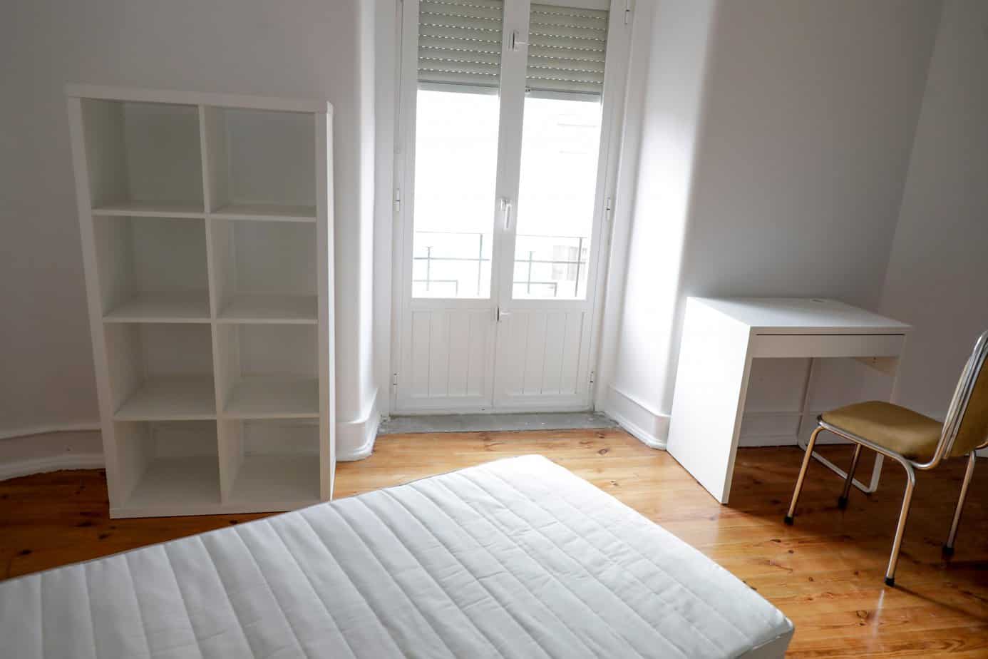 Furnished Room 1 with Terrace em Olaias, lisboa – foto 4 de 21