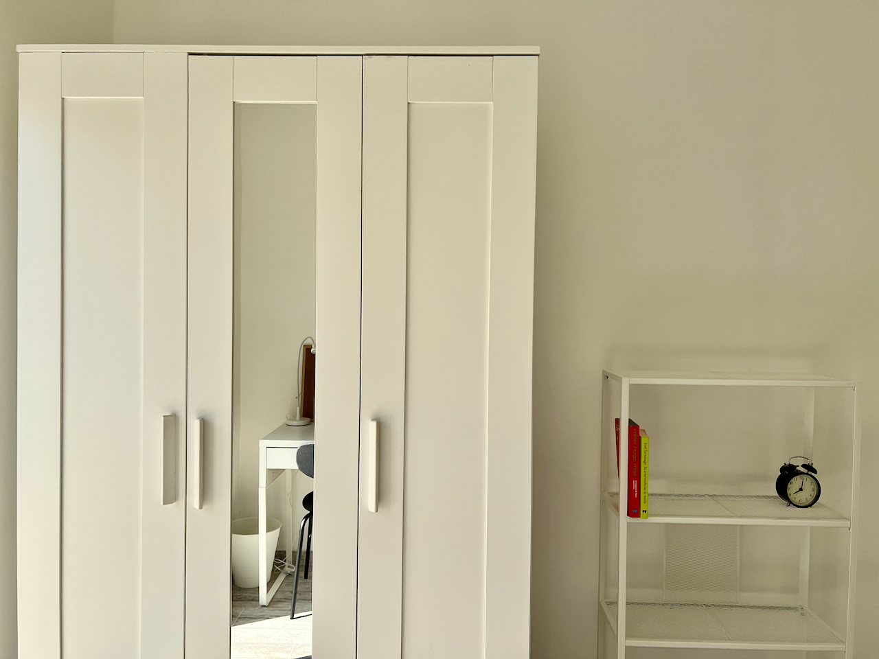 Bright Room 2 in Pontinha, lisboa – photo 3 of 9