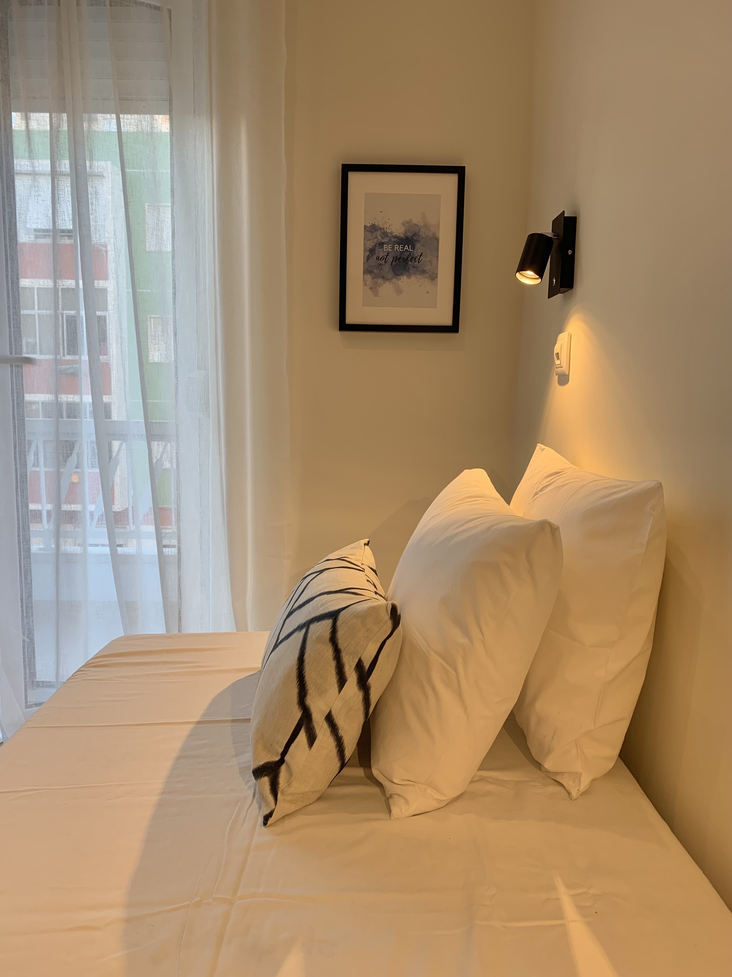 Ótimo quarto com varanda in Mina de Água, lisboa – photo 4 of 14