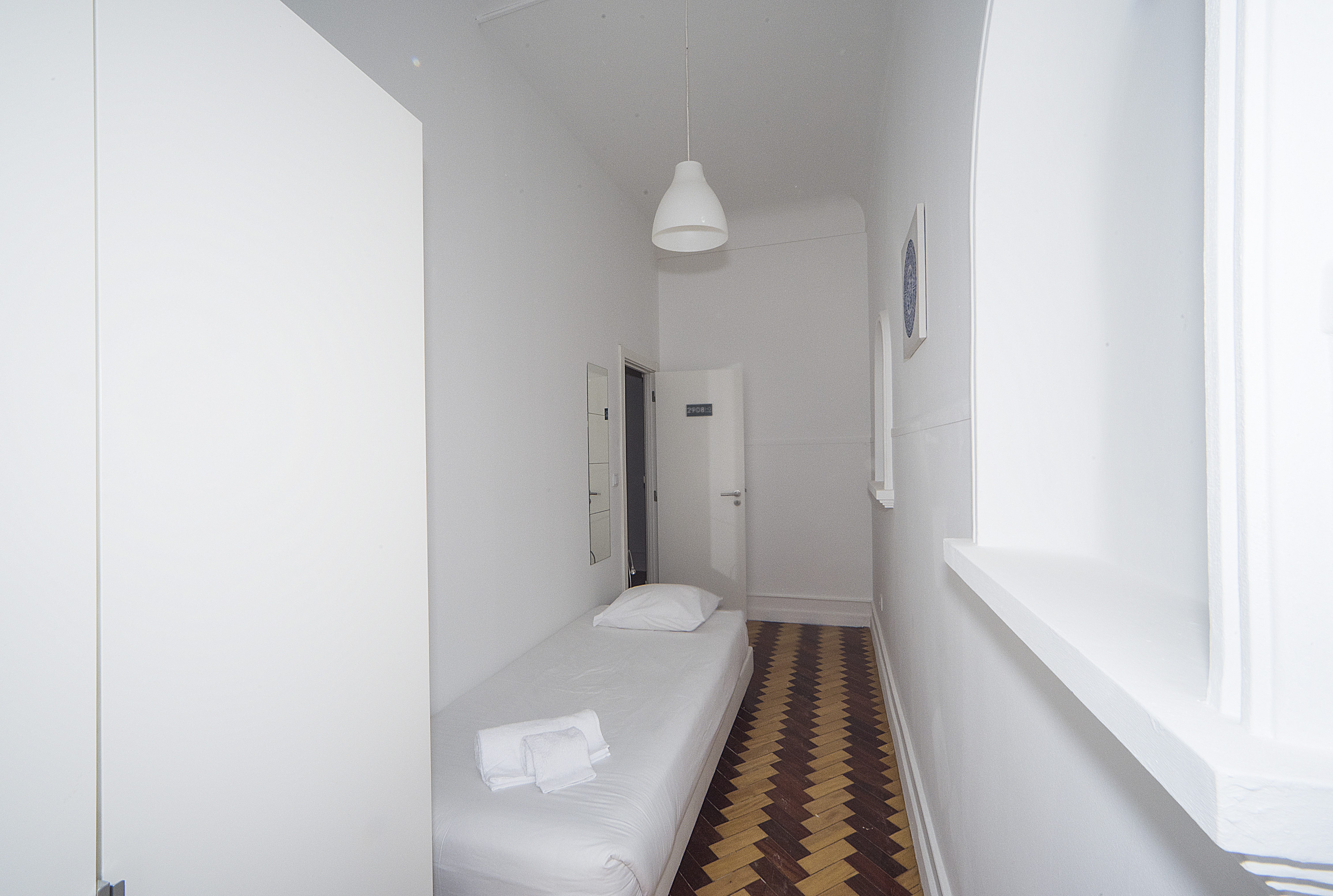 2908 in Santos-o-Velho, lisboa – photo 4 of 20