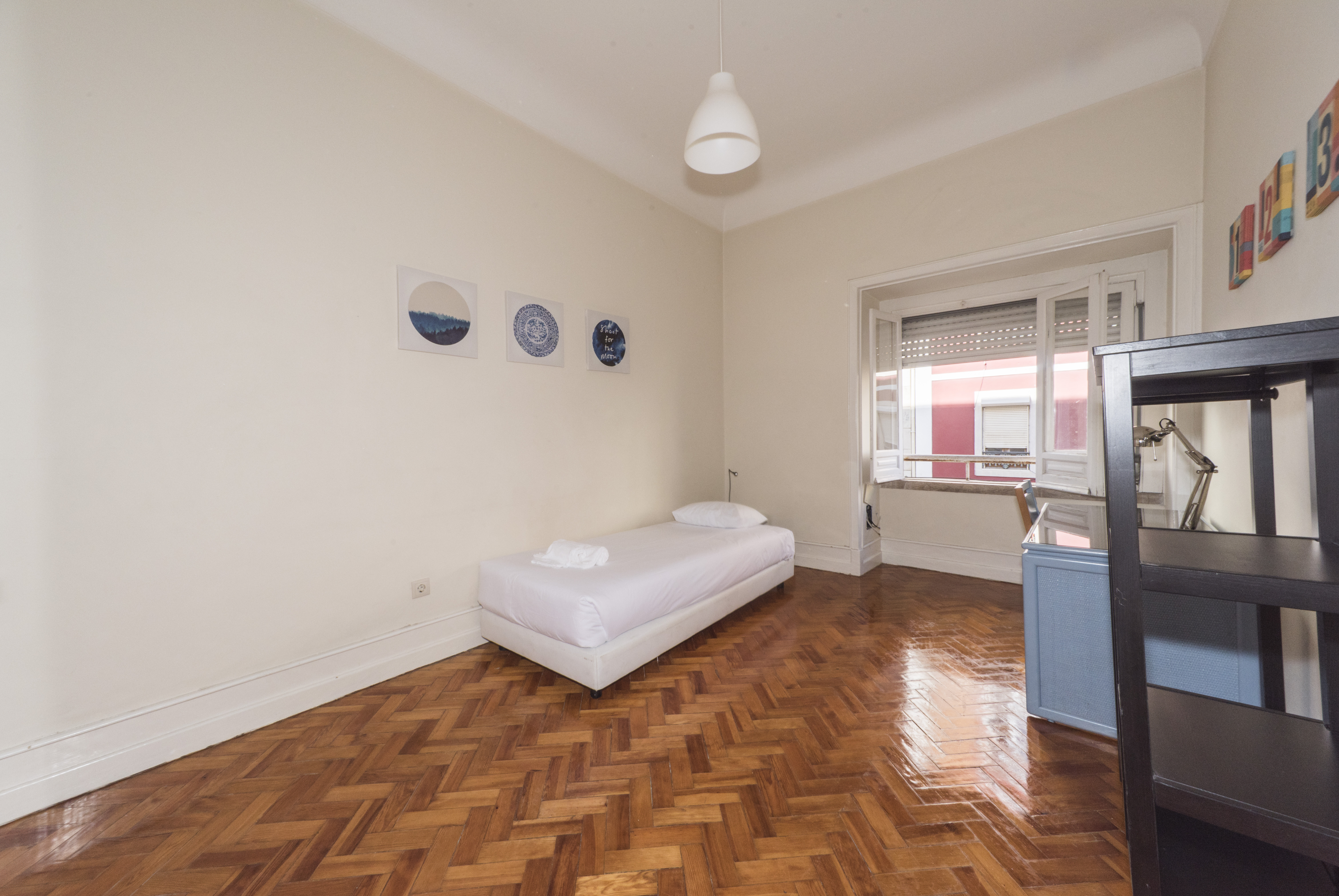 2913 em Santos-o-Velho, lisboa – foto 2 de 18