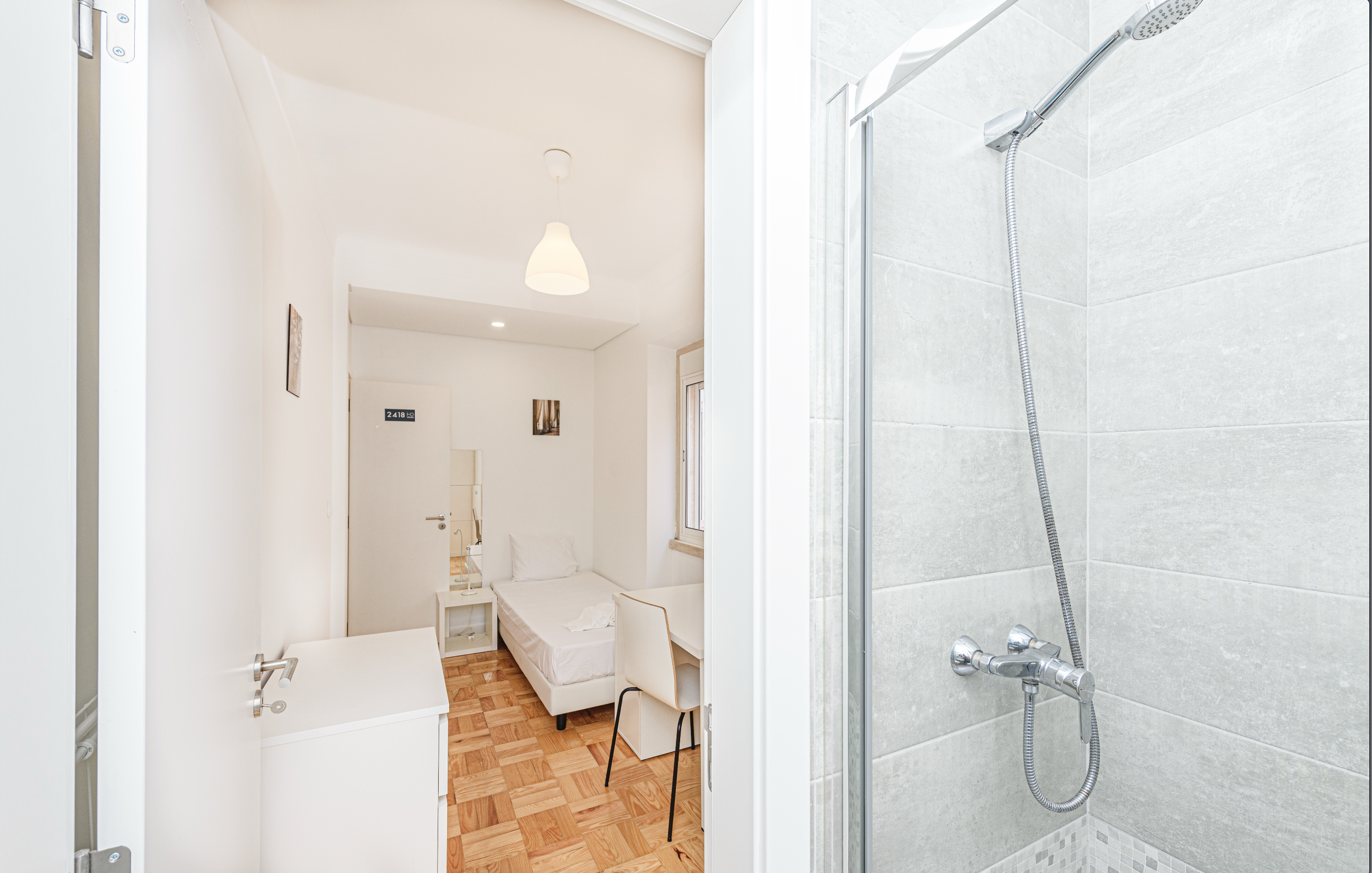 Room 2418 em Jardim Zoologico, lisboa – foto 2 de 18