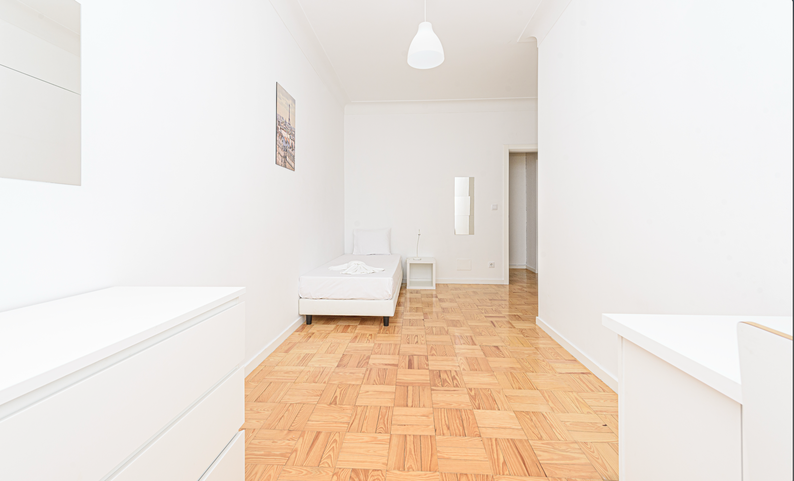 Room 2411 em Jardim Zoologico, lisboa – foto 5 de 22