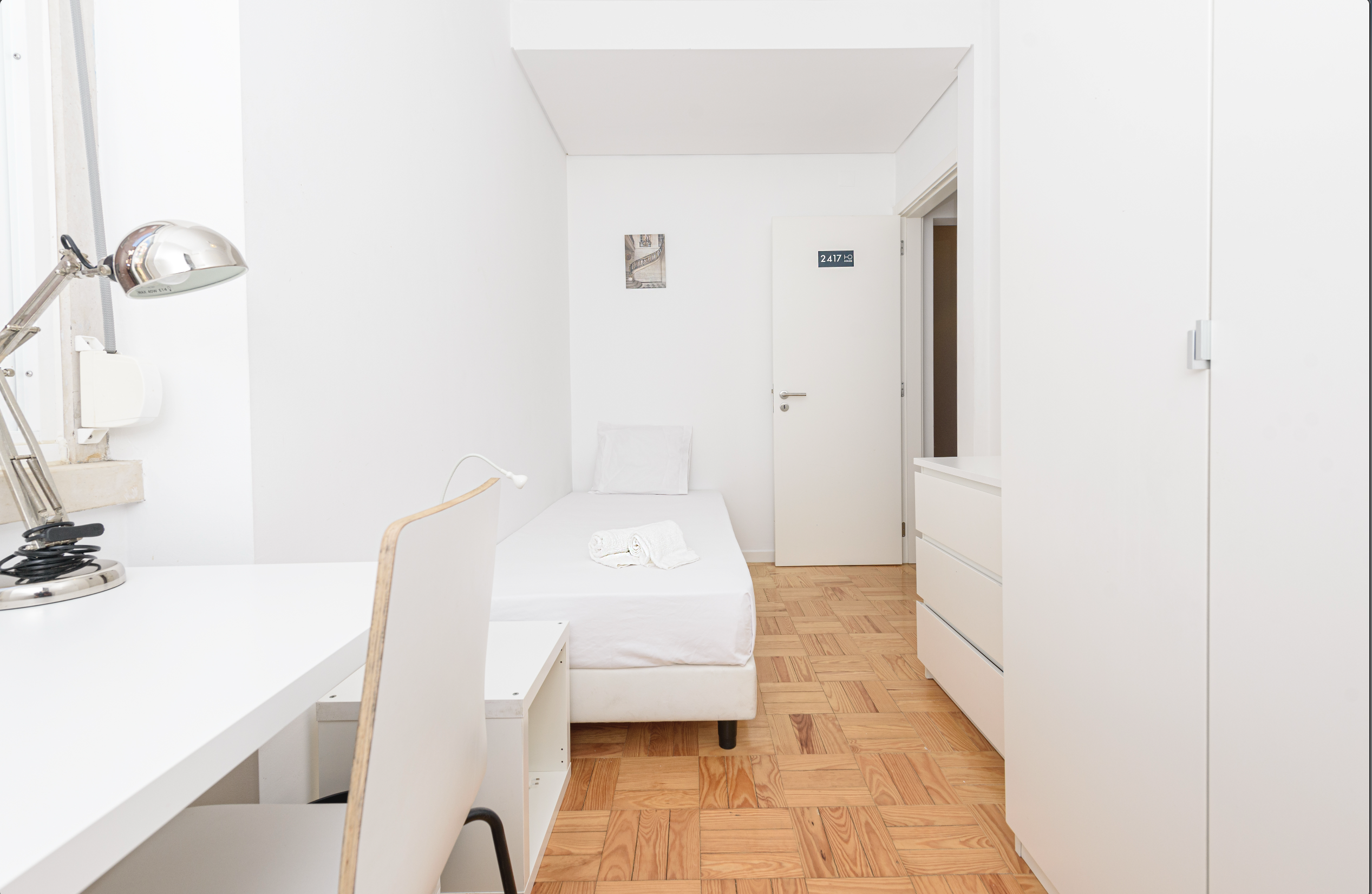 Room 2417 em Jardim Zoologico, lisboa – foto 5 de 17