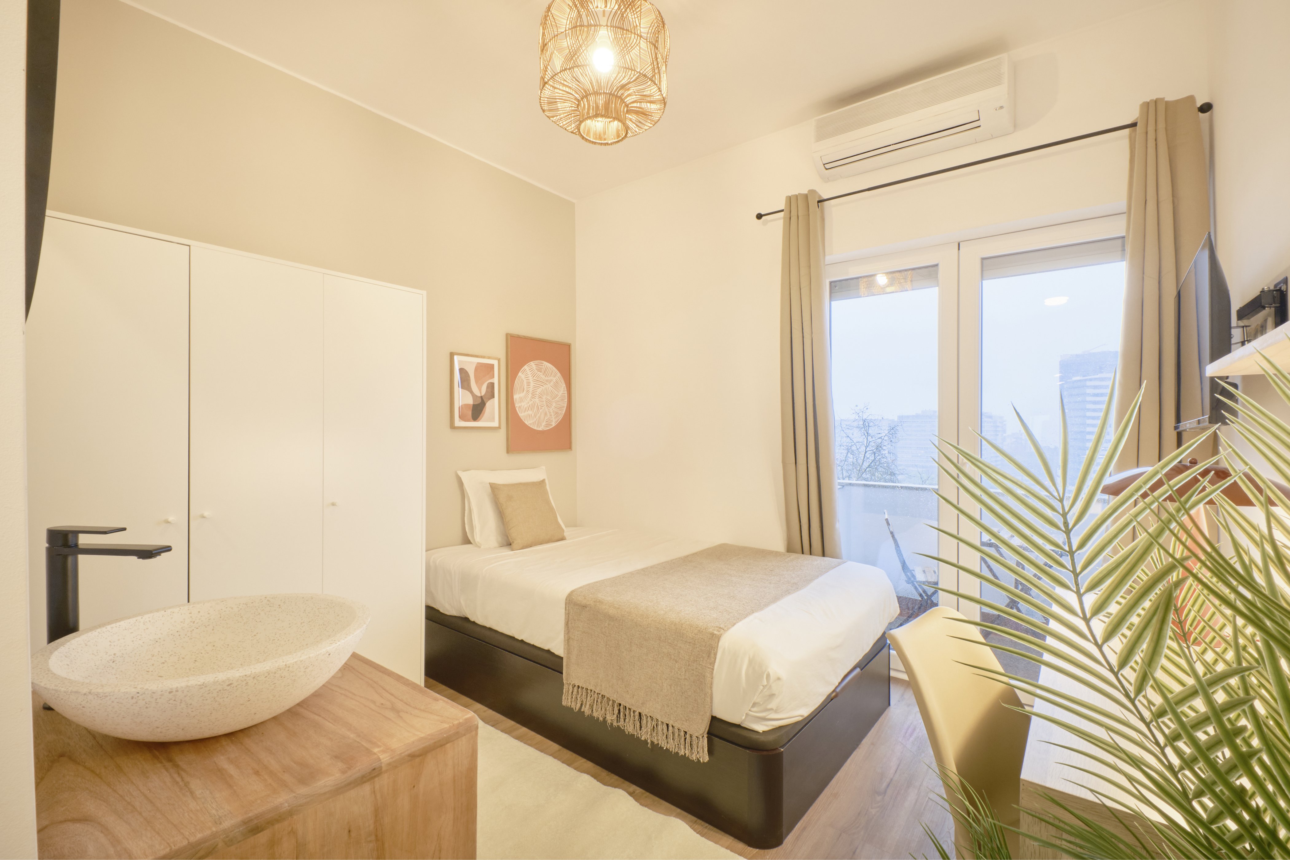 Suite nº 7 in Avenidas Novas, lisboa – photo 2 of 30