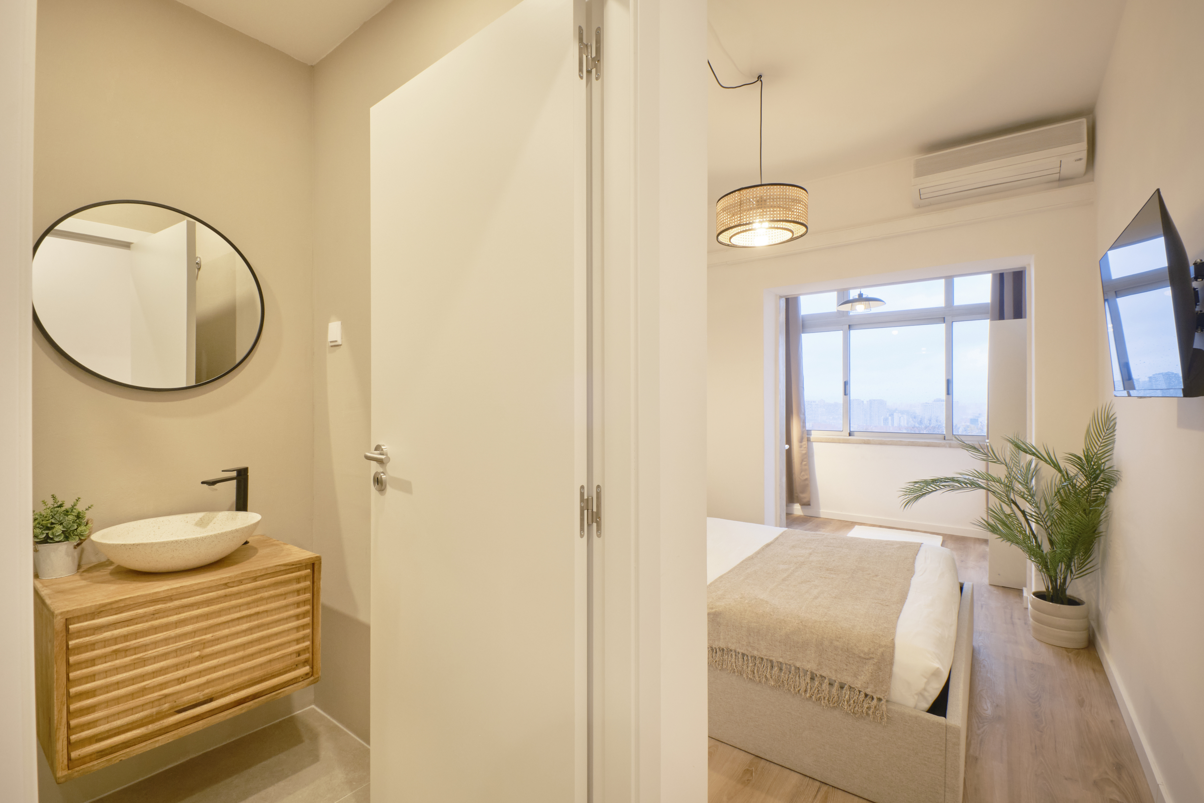 Spacious Room 9 in Avenidas Novas, lisboa – photo 2 of 29