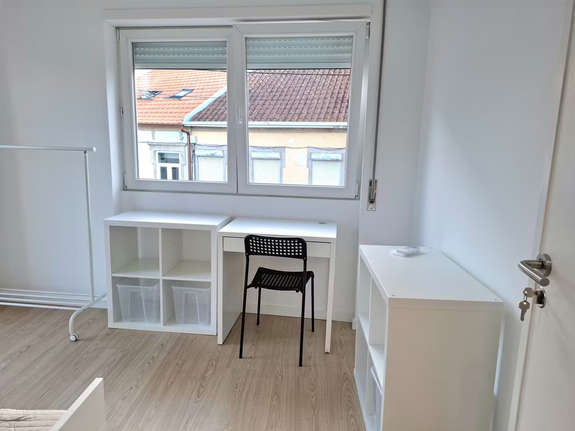 T203 - Cozy Standard Room with Private Balcony in Rio Tinto, porto – photo 5 of 33