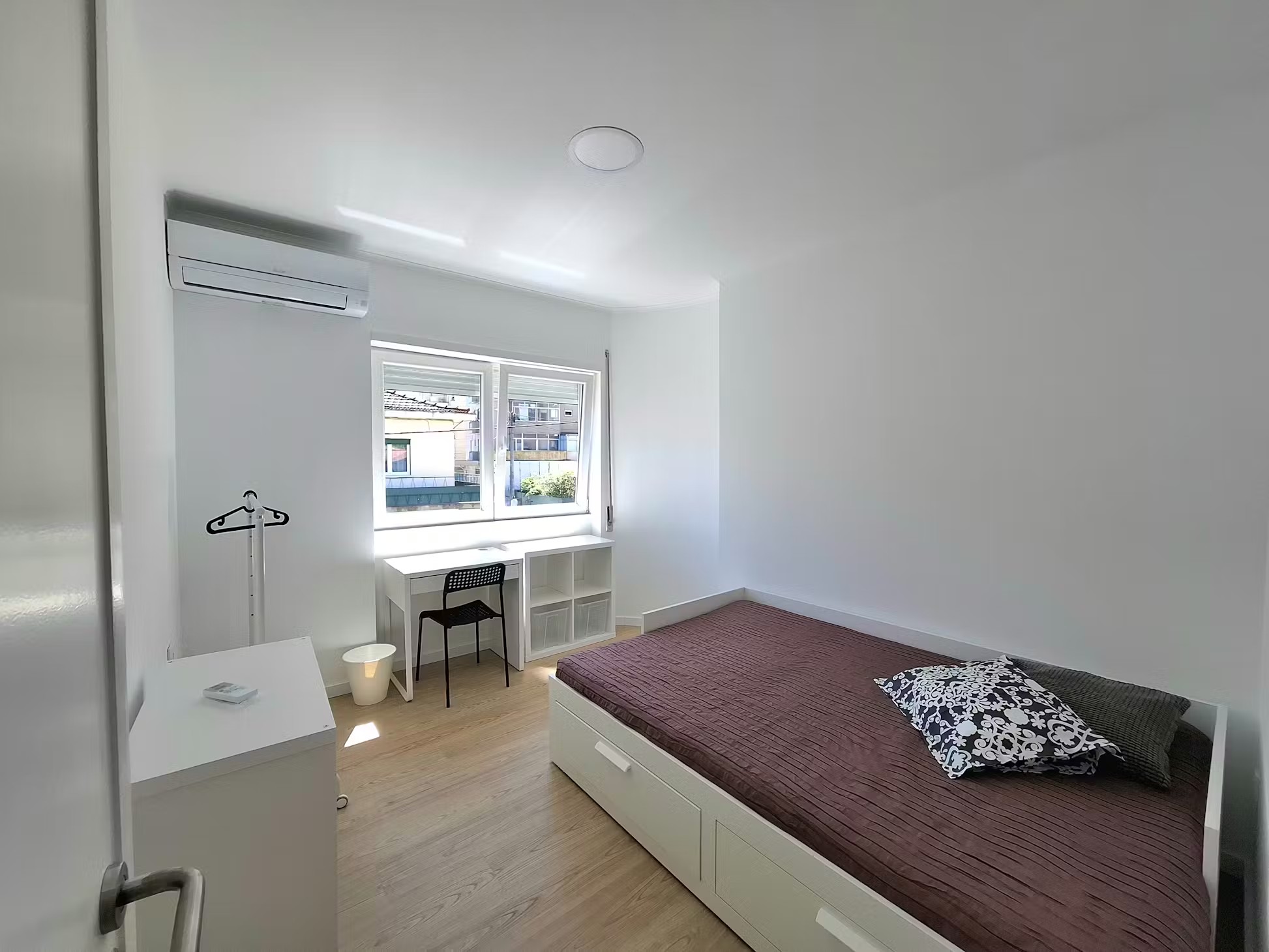 T202- Spacious Superior Double Room in Rio Tinto, porto – photo 3 of 29