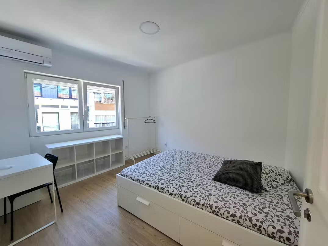 T204 - Quiet Superior Double Room em Rio Tinto, porto – foto 2 de 30