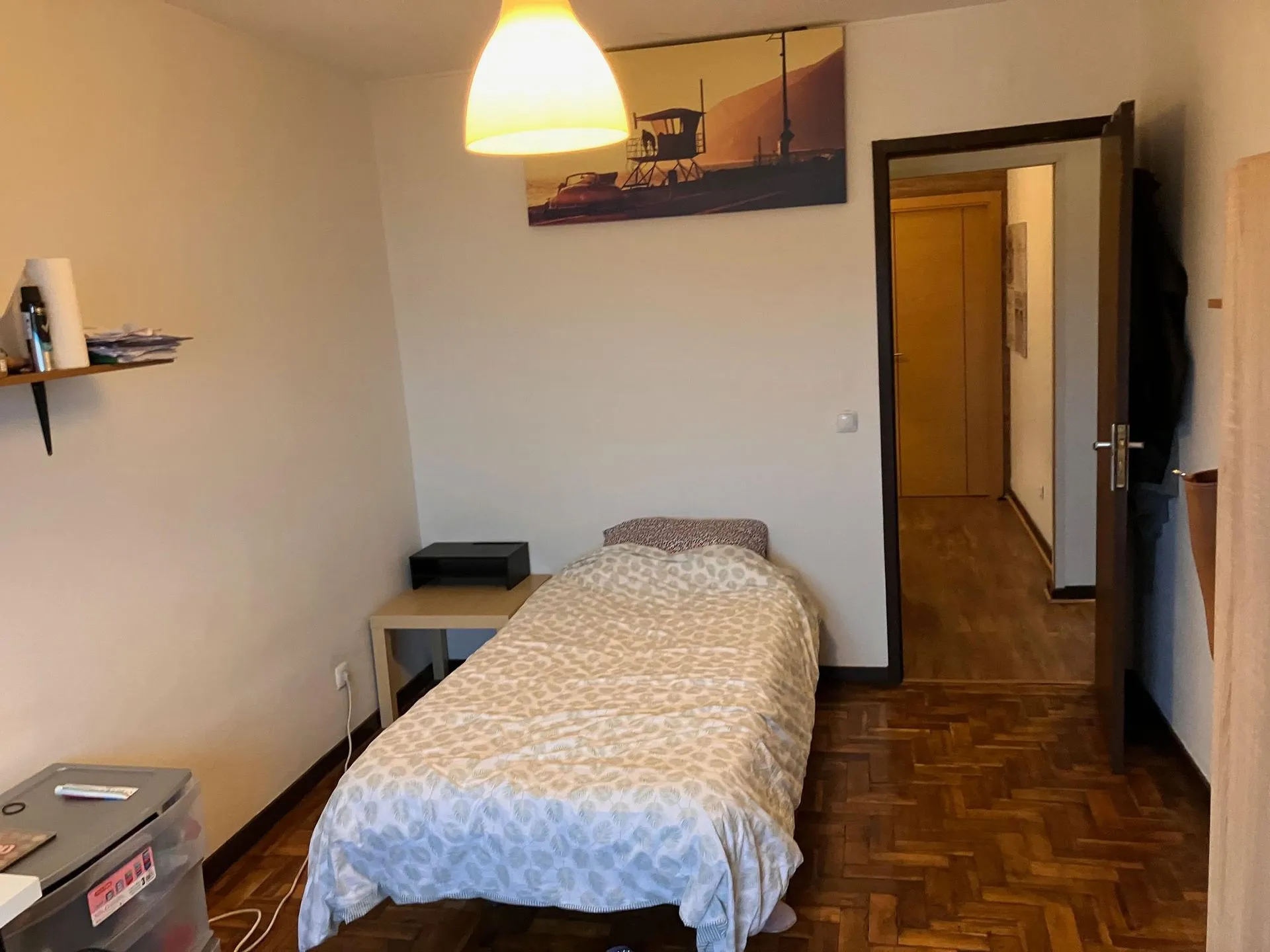 Room 2 in porto – photo 1 of 3